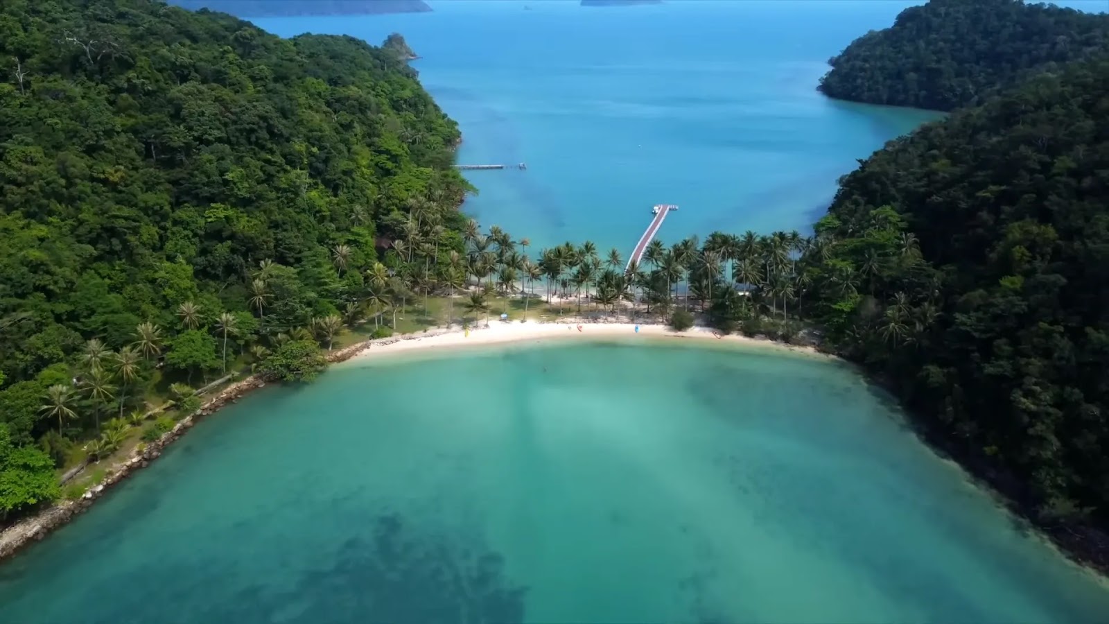 Unveiling Koh Chang's Hidden Gems: Beaches, Islands, and Local Experiences