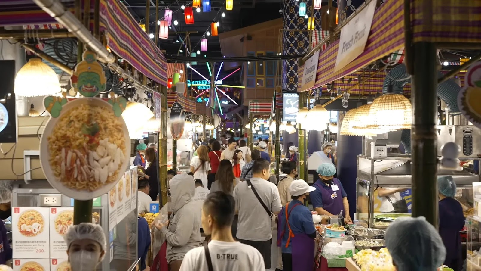 Bangkok's Iconsiam Floating Market: A Foodie's Paradise Inside a Luxury Mall