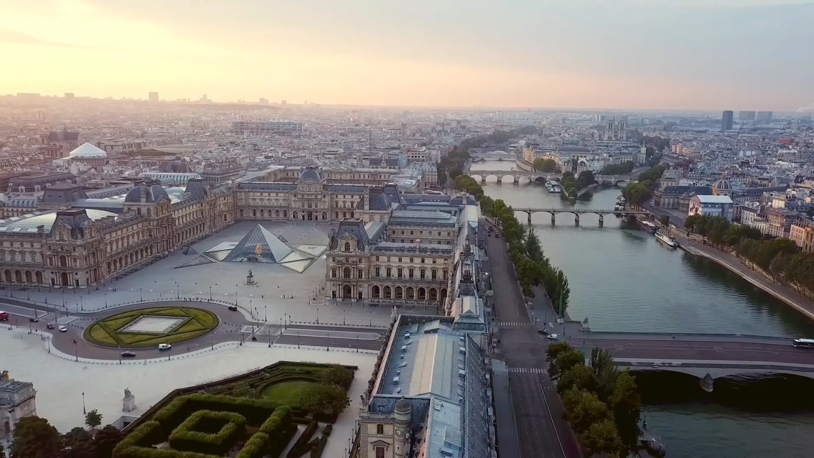 The Perfect Paris Weekend Getaway: A Romantic & Cultural Adventure